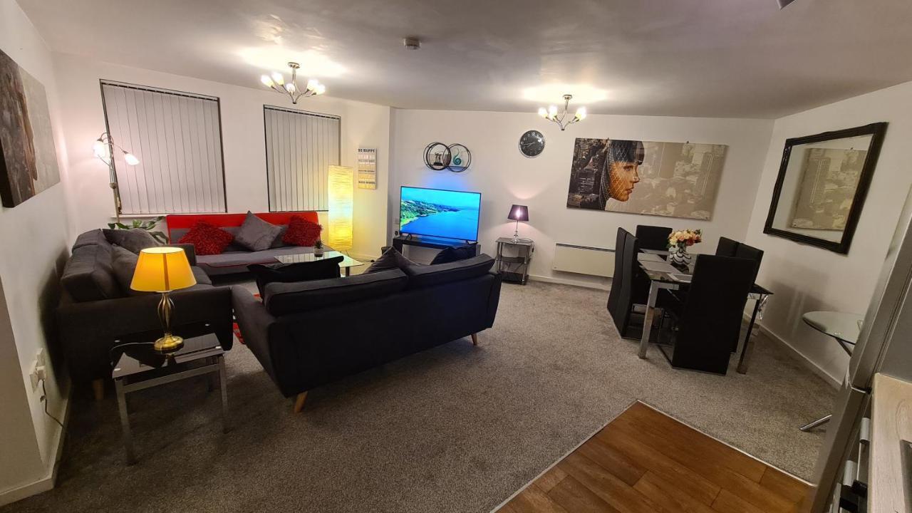 Luxury 2 Bed Apt With Free Wi-Fi & Parking Manchester Exterior foto